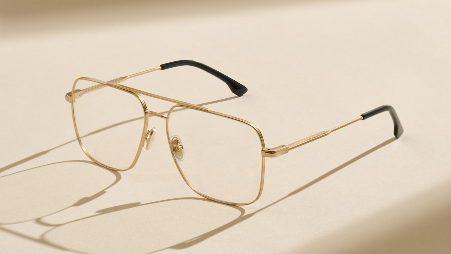 Premium Metal Eyewear: Quality, Strength & Style
